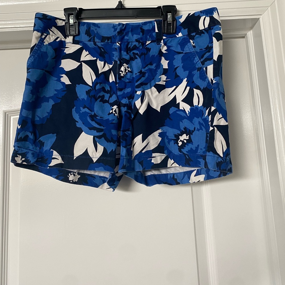 Tommy Hilfiger - size 6 womens
